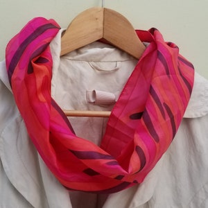 Vintage Scarf, Red Scarf, Pattern Scarf, Remoy D&#39;urbanville Scarf, 1970s Scarf, Geometric Scarf, Print Scarf, Women&#39;s Scarf