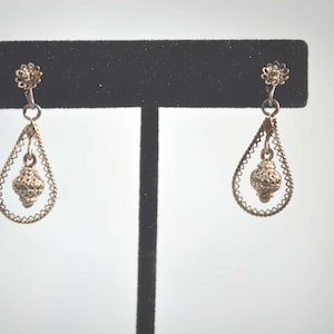 Bali Earrings, Oxidized Silver Bali Earrings, Filigree Earrings, Dangle Earrings, Drop Earrings, Silver Drop Earrings, Vintage Bali Earrings