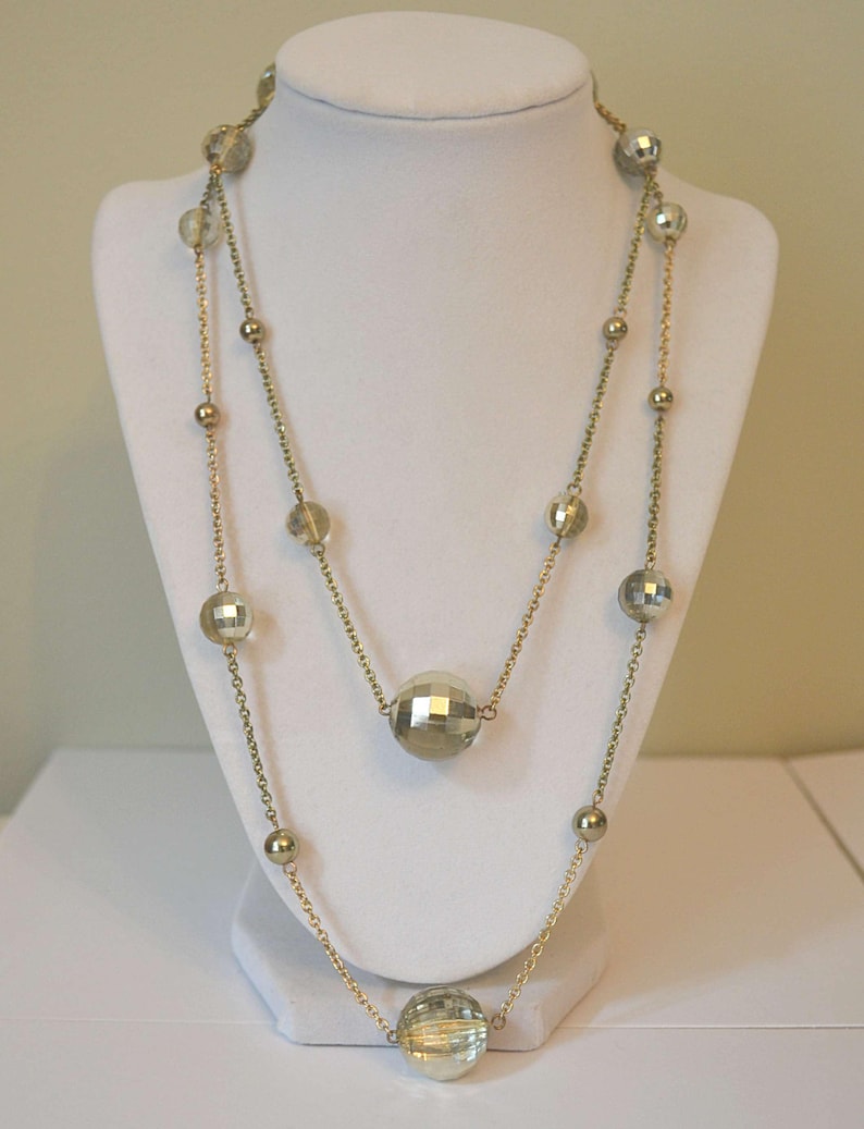 Strand Necklace Vintage Necklace 1970s Necklace Glass Bead Necklace Gold Chain Necklace Long Gold Chain Necklace