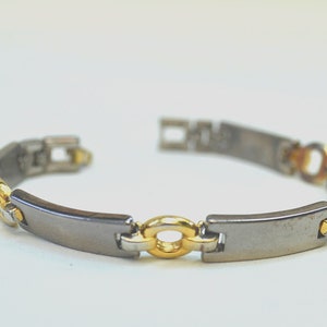 Gold Bracelet, Liz Claiborne Bracelet, 1980s Bracelet, Silver tone and Gold tone Link Bracelet, Vintage Bracelet, 1980&#39;s Bracelet