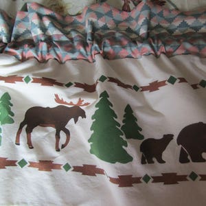 Hand schabloniert Baumwolle Elch Bär Tannenbaum Nordholz Hütte See Dekor Südwesten Musselin gefüttert Fenstervorhang Valance