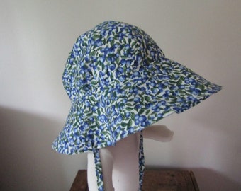 Sierra's Attic  Adult Sun Protection Lined fruit Blueberry Cotton Beach Garden Sun Hat w/ ties  nwt