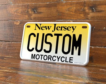 Gepersonaliseerde New Jersey 4x7 ATV/UTV-kentekenplaat voor motorfietsen – nieuwigheidslabel met reliëfrand