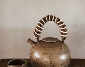 handmade ceramic teapot, wheelthrown pottery, wheelthrowing, wheel thrown teapot, ceramics, potter, clay, ceramic art