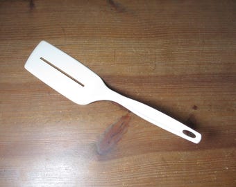 Foley Long, White, Almond Nylon, Plastic Slotted Spatula Utensil  109UT
