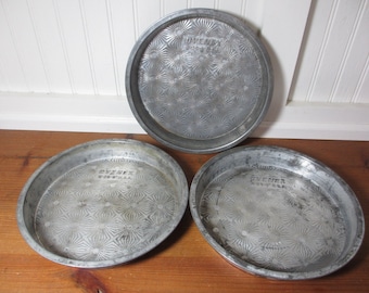 3 Vintage OvenEx Starburst Round Cake Pans, 112KT