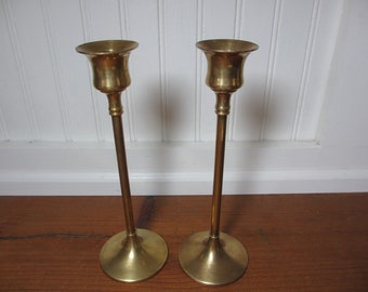 Pair of Matching Simple, Tulip Style Brass Candlesticks 128BR
