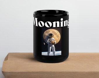 Bitcoin Crypto Mug: Mooning Astronaut Ceramic Mug