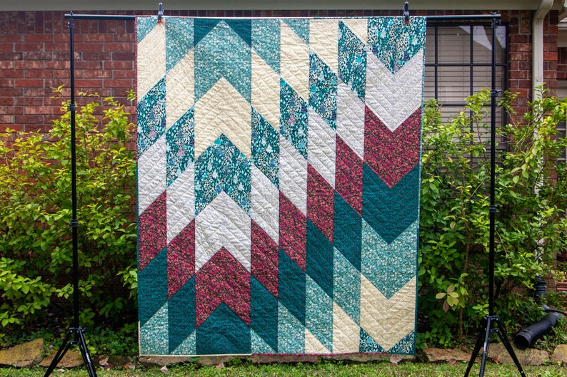 Digital Download PDF Broken Zig Zag Quilt Pattern 2 Sizes
