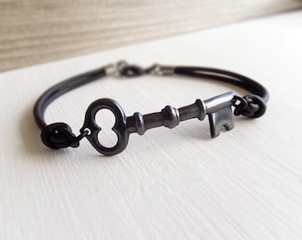 NEW Black Skeleton Key Bracelet - Key Charm - Genuine Leather - Black Cord - Gift for Her - Gift for Him - Unisex Jewelry - Victorian Key