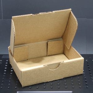 25pk #1 Carton Shipping Mailer w Cover Flaps & Lock (inside, imperial dimensions)- pick a size/ color