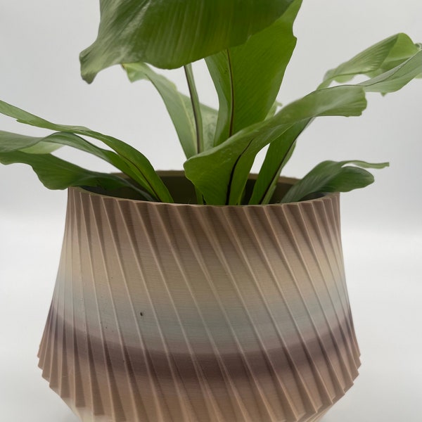Elegant Cifran Planter, Home Deocr, Unique Planter, indoor planter,outdoor planter, unique 3D printed plant pot, house plant pot, houseplant