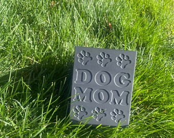 Custom Dog Mom plant pot, Gift for Dog mom, Dog Lover Gift, Gardern Decor, Planter Pot for Dog mom, Mother’s Day Planter pot for dog Mom