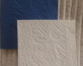 Tovaglioli di carta da cocktail goffrati STARS 5" x 5" Set da 25
