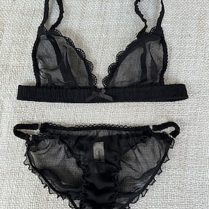 Silk chiffon lingerie set in black