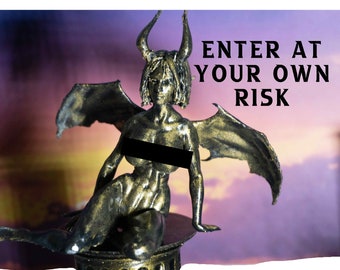 Woman, demonic succubus - Sculpture, Statue