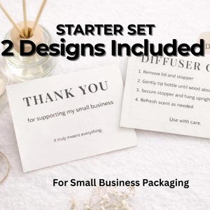 Può includere: Un set di partenza per l'imballaggio di piccole imprese, che include due design. L'immagine presenta un diffusore, una candela accesa e due biglietti con il testo: "THANK YOU" e "DIFFUSER CARE". È visibile anche il testo "For Small Business Packaging".