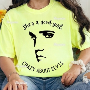 Sie ist ein gutes Mädchen, das verrückt nach der digitalen Elvis-PNG-Datei ist