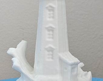 Small Lighthouse with waves