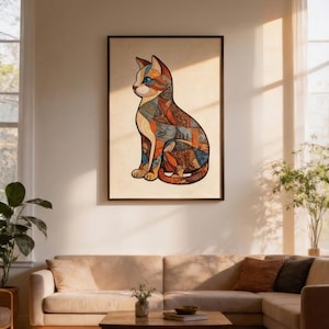 Peut inclure: Une &oelig;uvre d'art encadr&eacute;e repr&eacute;sentant un chat stylis&eacute;. Le chat est assis et pr&eacute;sente un motif en mosa&iuml;que aux couleurs chaudes, notamment orange, marron et bleu. L'&oelig;uvre est expos&eacute;e dans un salon aux tons neutres.