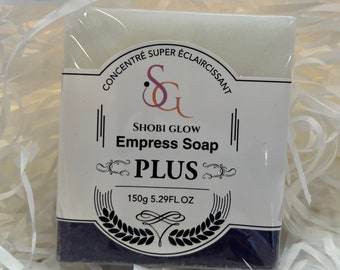 Ce savon pour le corps biologique Empress exfolie en douceur, nettoie, illumine et efface les taches brunes, laissant votre peau renouvelée.