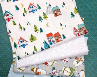 Makower - Santa Express FQ Bundle (4 mixed Fat Quarters)
