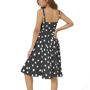 Sleeveless Square Neck Flare Hem Midi Dress main image 1