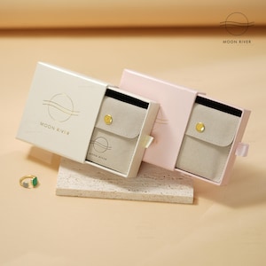 Bulk Custom Logo Jewelry Packaging Boxes For Business With Matte/Pearlescent Finish, Various Sizes, For Necklace, Earring, Ring, Bracelet