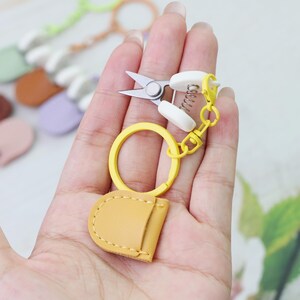 Mini ciseaux à fil avec étui en cuir - Ciseaux de voyage pour fil, tissu, broderie, courtepointe, tricot