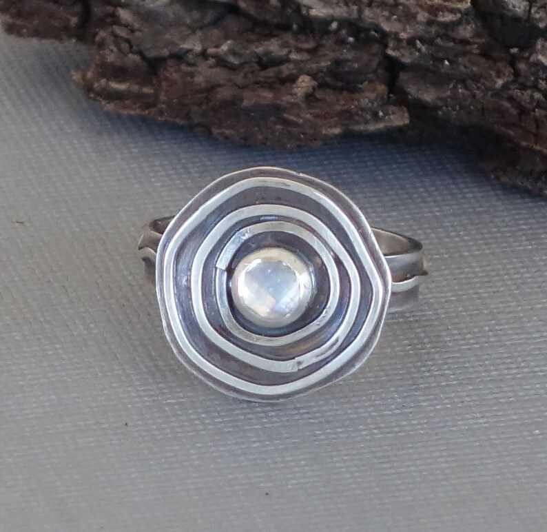Round Moonstone Ring, Concentric Circle Ring, Silver Circles Ring, Statement Ring, Saturn Ring image 4