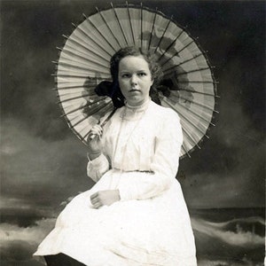 vintage photo 1914 Young Lady Annie Leith Holds Parasol Sits Beach Posts Studio RPPC 52 Z