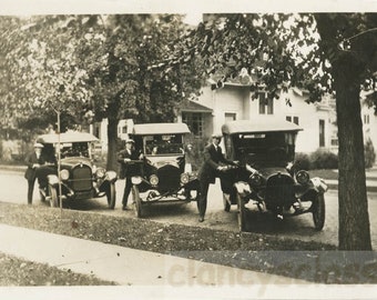 vintage photo 1921 Three Men By Open Door of Three Cars 64 D