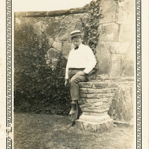 vintage photo 1938 Man Bow tie Straw Hat Horn Rim Glasses Looks like Truman Capote gay int 17 P