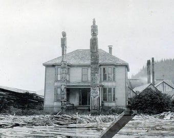 vintage photo 1918 Totem Pole John Kadashan House Wrangell Alaska Tlingit Native leader1 W