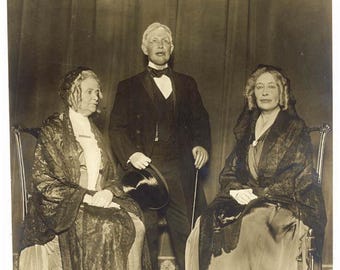 Celebración del aniversario de Vassar de 1921. Retrato familiar de Elizabeth. Fotografía de E. L. Wolven.