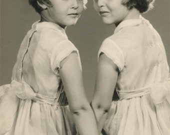 vintage photo 1960 Twin Girls Crossed Arms Turn to Camera Sisters 10 F