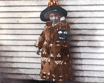 foto de época Pequeña Bruja Niña Gato Negro Cubo Halloween Tarjetas de felicitación