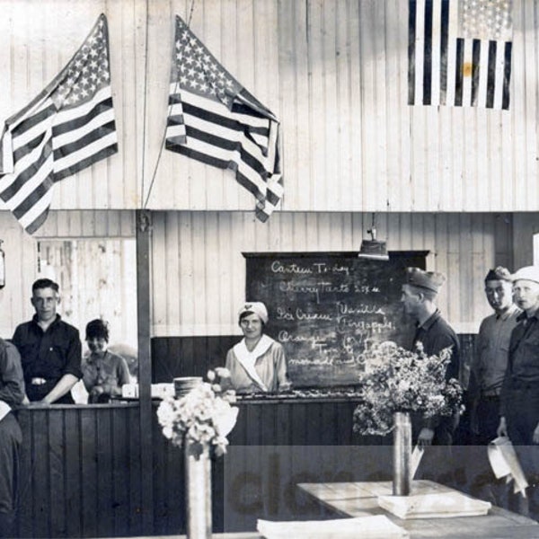 vintage photo 1919 Canteen US Soldiers Montierchaume France RPPC Cherry Pie 25cents 43 W