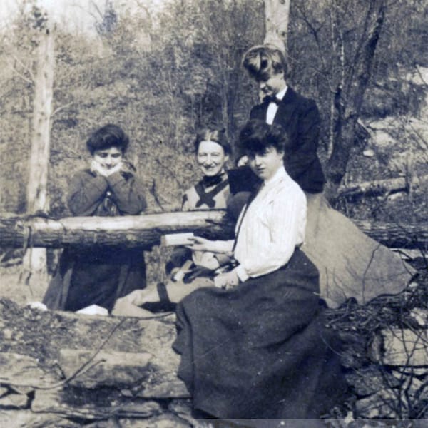 vintage photo 1910 Edwardian Beauty Pose side View Women Out in Country 29 B