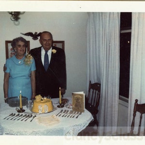 vintage photo 1970 Couple Celebrate 50th Anniversary Wedding Polaroid 63 M
