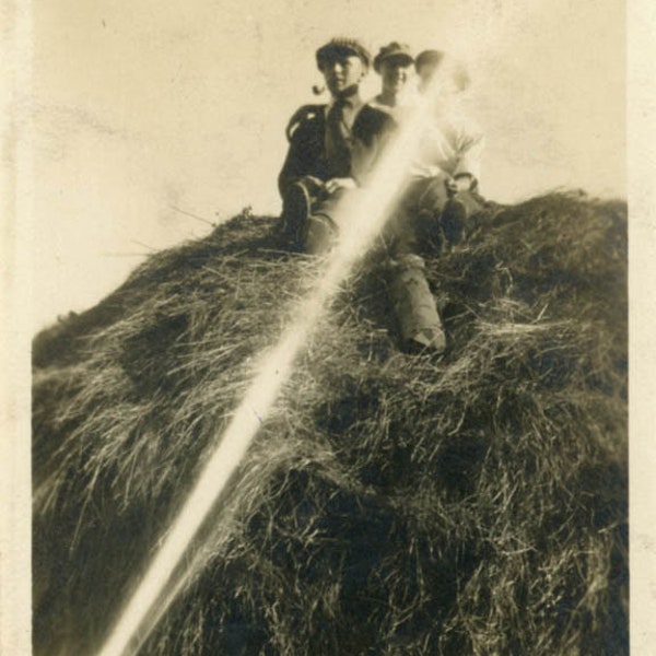 Vintage Snapshot 1915 Young Pipe SMoke Men Atop Haystack Abstract Light Beam 19 E