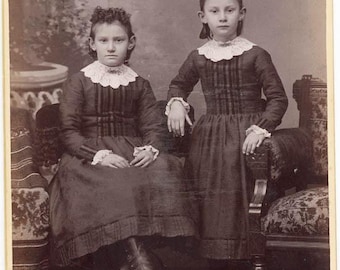 Antike Kabinettkarte aus den 1890er Jahren: Meyer-Schwestern, Letz Stieb Vilmer, Crown Point, Indiana