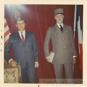 vintage photo 1973 WAx Museum Charles De Gaulle & John F Kennedy surreal color 52 M