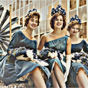 3 Beauty Queens Ride Float in NYC Parade Vintage Photo Greeting Card image 1