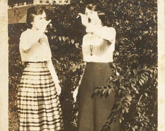Vintage Snapshot 1920 Women in Garden Drinking Soda Pop from Bottles Drink Up 29 T