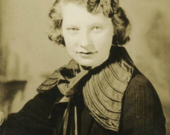 vintage photo 1940s Photo Booth Looking Into Your Eyes Woman Waved Hair