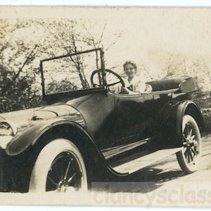 vintage photo 1917 Young Lady Nell Driving Top Down Buick Car 645 @ 171st St New York City 34 S