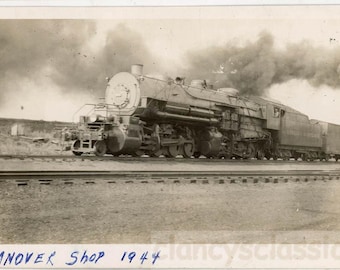 Foto antigua de 1944. Locomotora 906 Hanover Shop del Western Maryland Railway, 2-8-8-2, de carga pesada, 62 W.