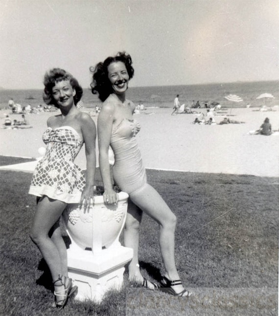 Vintage Bathing Suits Women