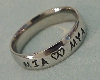 Personalized Mother's Ring~Hand Stamped~Engraved~Mom, Grandma, Couples, Twin Mom, New Mom~Any Names~Family Jewelry~2 Names~Hearts~Mommy Gift